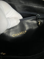 Chanel Vintage 1991 Diamond-Quilted Shoulder Bag