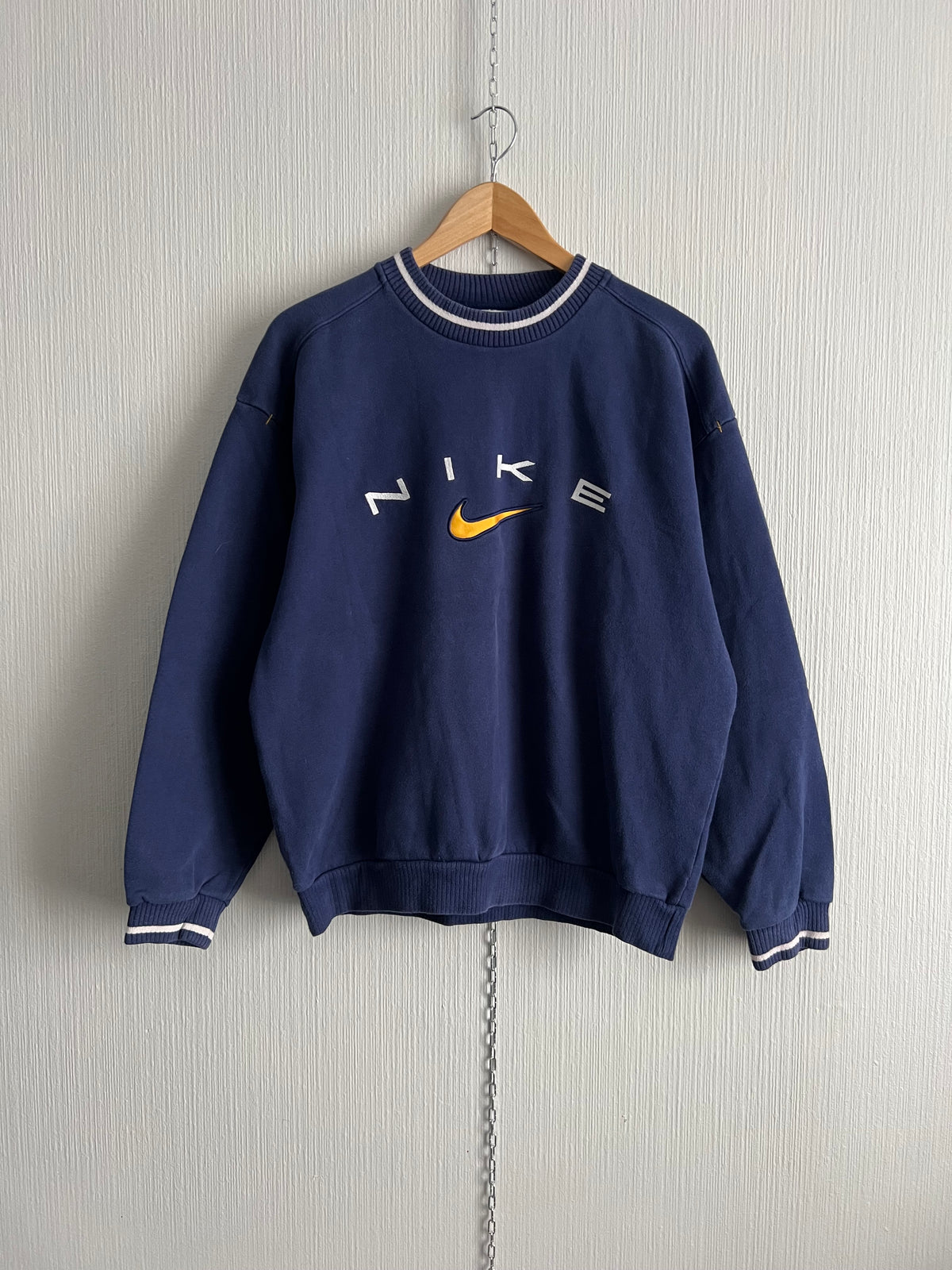 Nike 90s Vintage Big Logo Sweatshirt