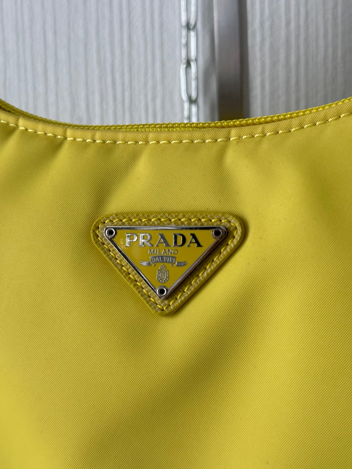 Prada Re-edition 2000 Nylon Shoulder Bag In Yellow