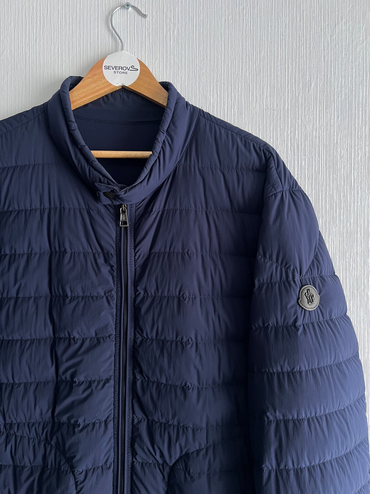 Moncler Acorus Mens Navy Light Down Jacket