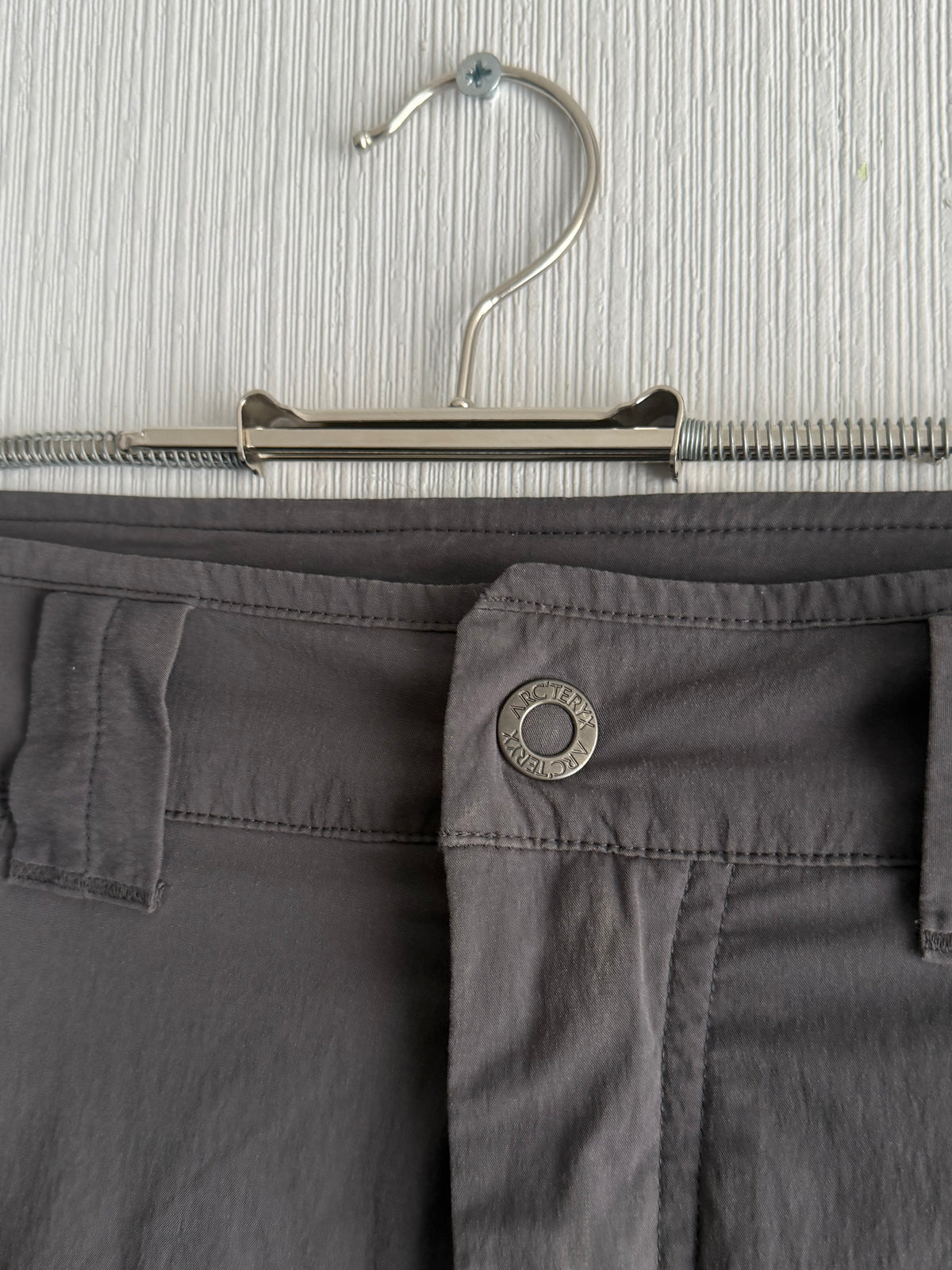 Arc'teryx Rampart Men's Nylon Shorts in Grey