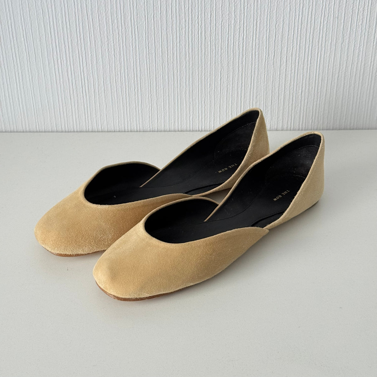 The Row Gemma Ballet Flats Women Shoes in Beige Suede