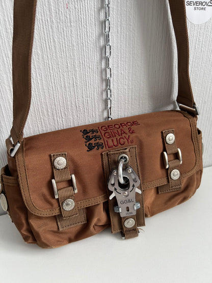 GGL George Gina and Lucy Lilli Putania Baguette Bag