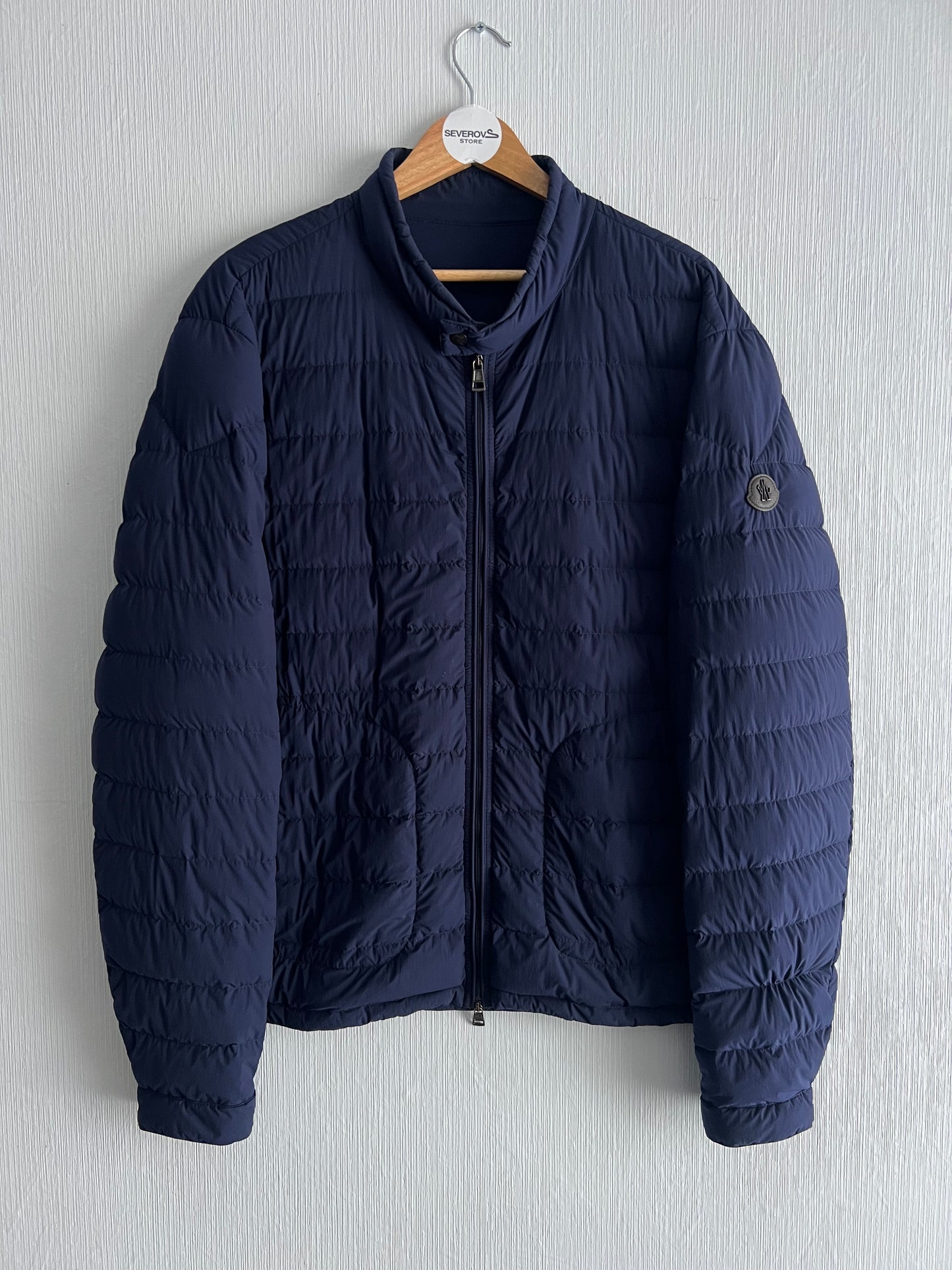 Moncler Acorus Mens Navy Light Down Jacket