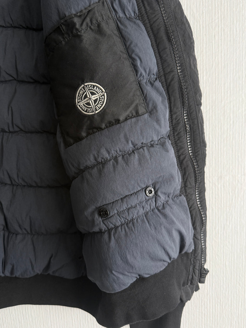 Stone Island AW11 Black Nylon Sheen Mens Down Jacket