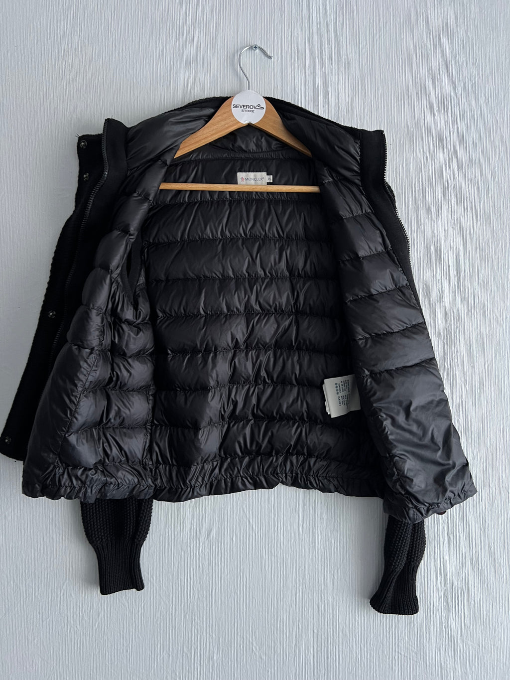 Moncler Maglione Tricot Knitted Cardigan