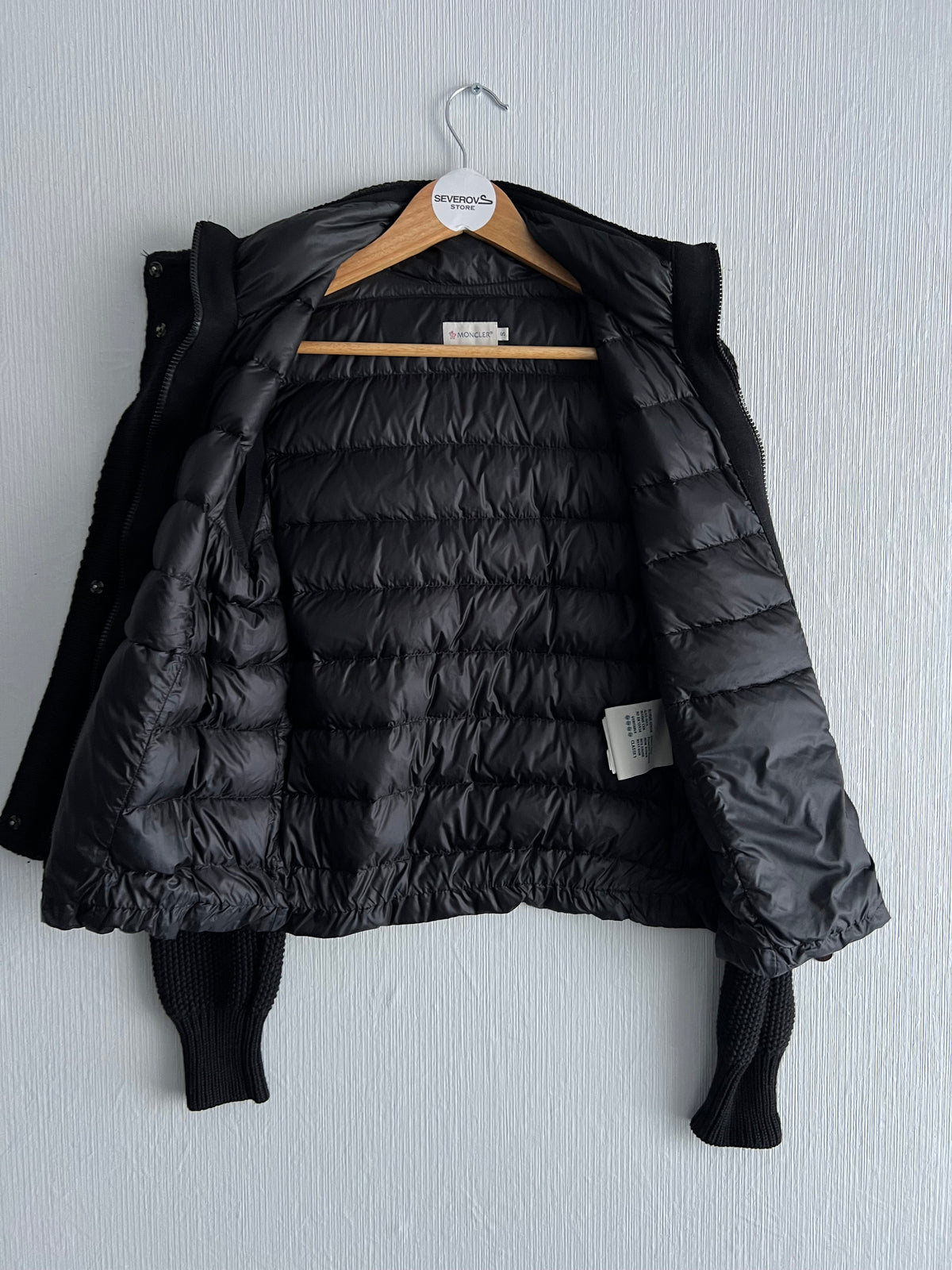 Moncler Maglione Tricot Knitted Cardigan