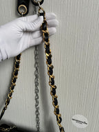 Chanel Vintage 1991 Diamond-Quilted Shoulder Bag