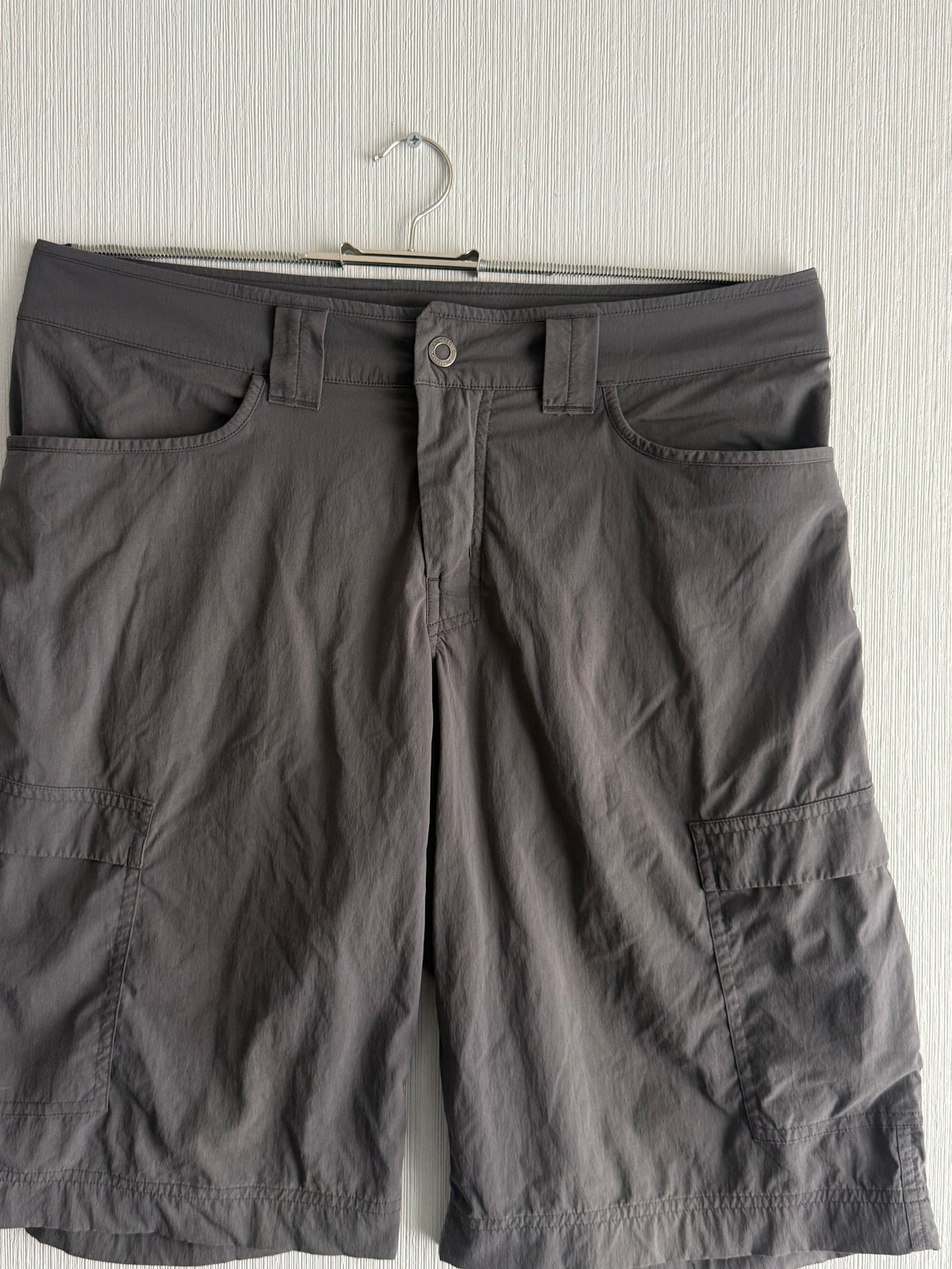 Arc'teryx Rampart Men's Nylon Shorts in Grey