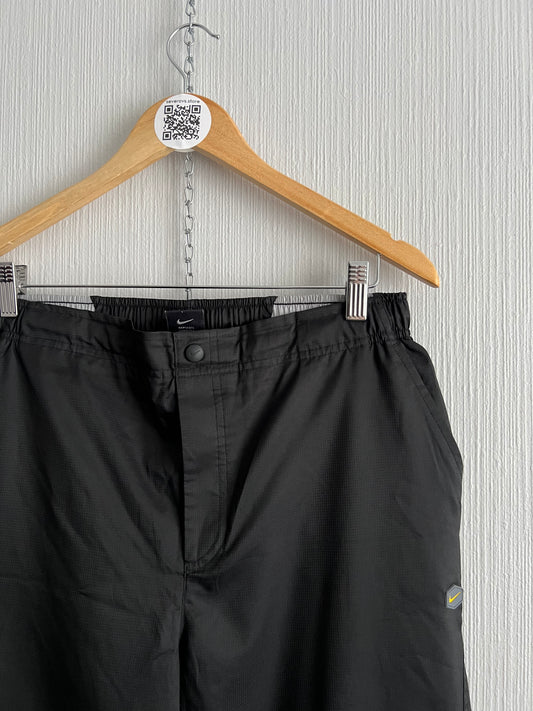 Nike TN+ Hexagon Men’s Track Pants