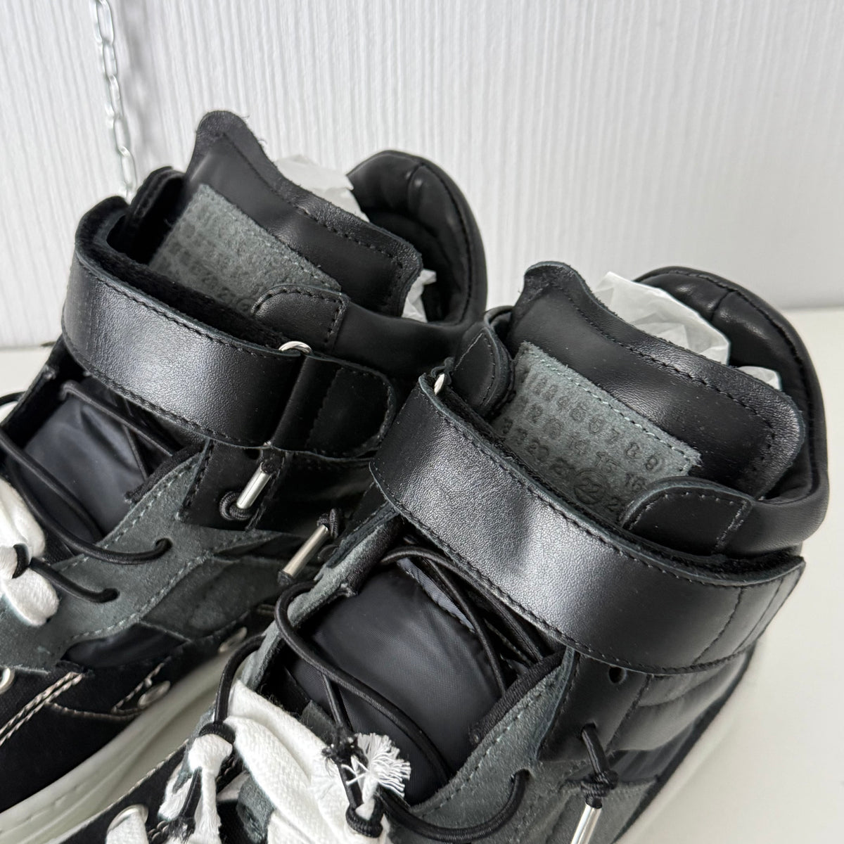 Maison Margiela Evolution Gats High Sneakers