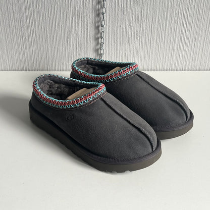 UGG Tasman Women’s Slippers in Grey Suede