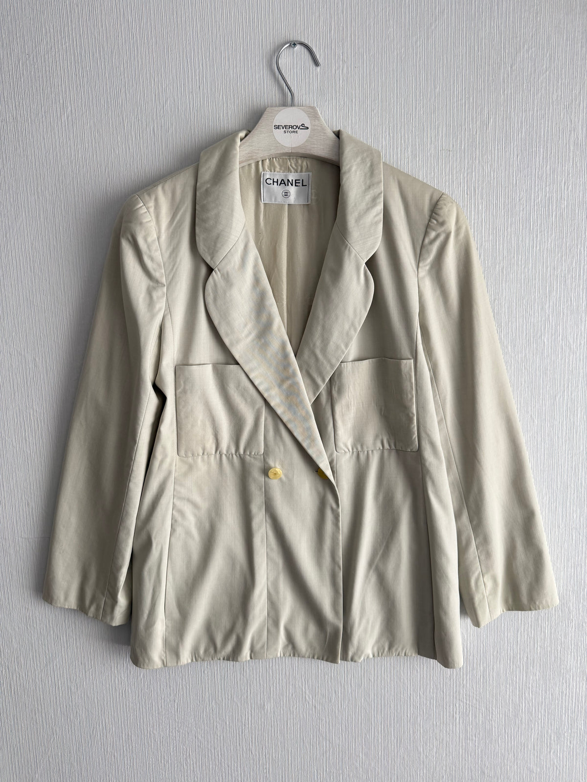 Chanel Beige Lightweight Wool Blazer