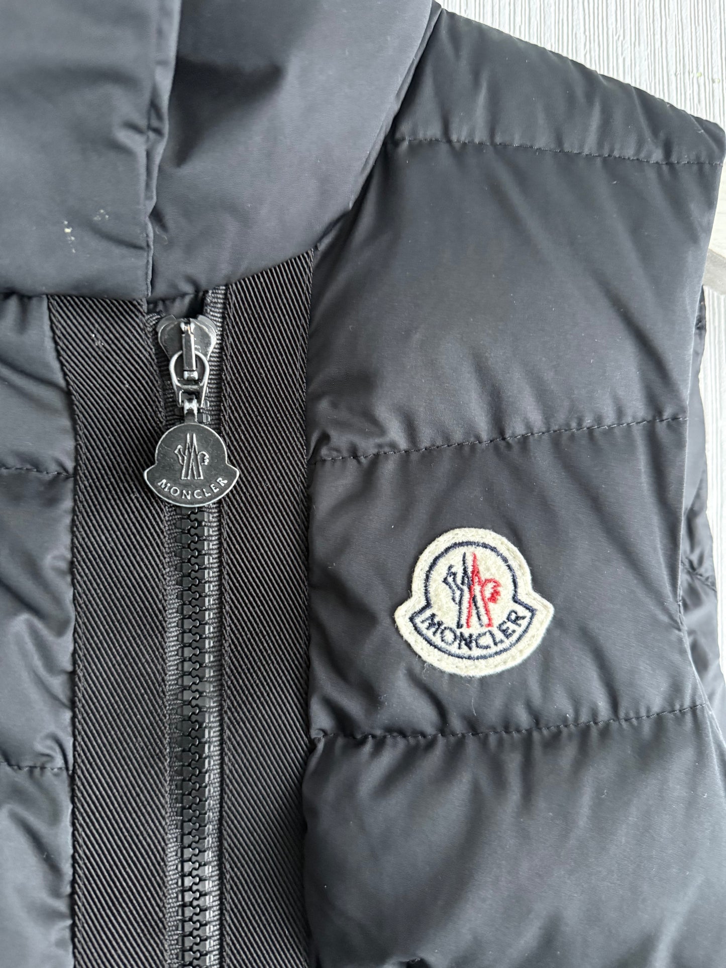 Moncler Black Down Labas Vest