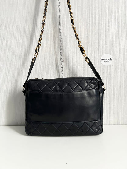 Chanel Vintage 1991 Diamond-Quilted Shoulder Bag