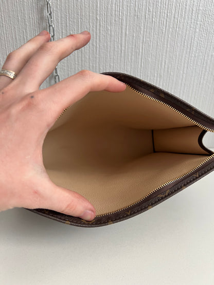Louis Vuitton Toiletry Poche Monogram Bag