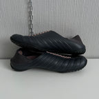 Nike 2006 kembali tabi style split toe sneakers