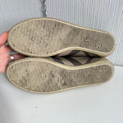 Burberry Beige Burgundy Nova Check Canvas and Patent Leather Lace Up Sneakers Womens Shoes