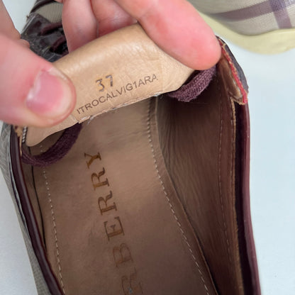 Burberry Beige Burgundy Nova Check Canvas and Patent Leather Lace Up Sneakers Womens Shoes