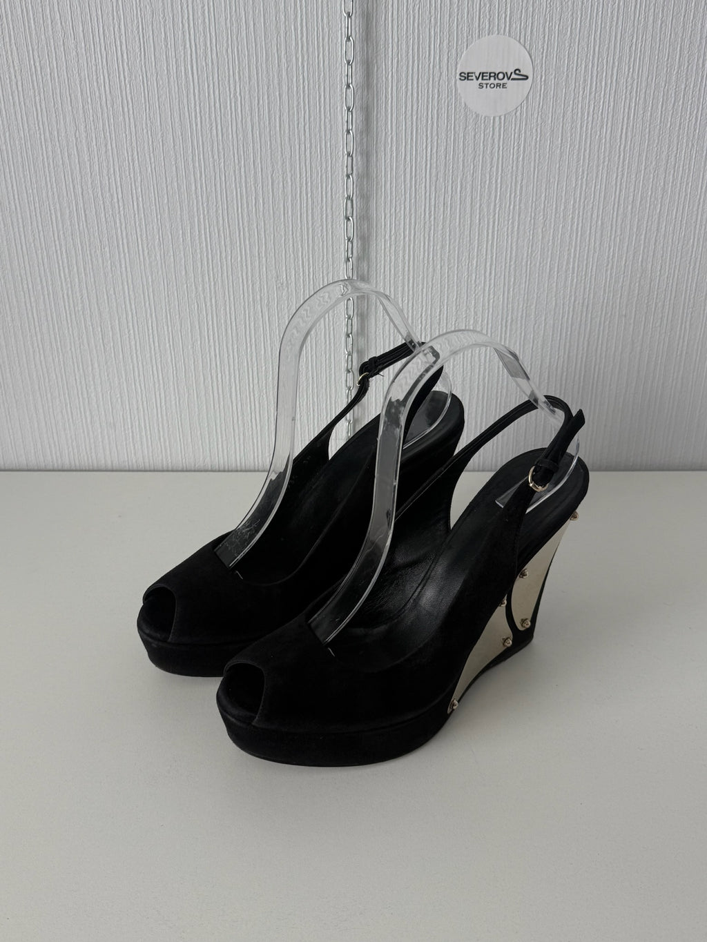 Gucci Indy Black Suede Wedge Sandals