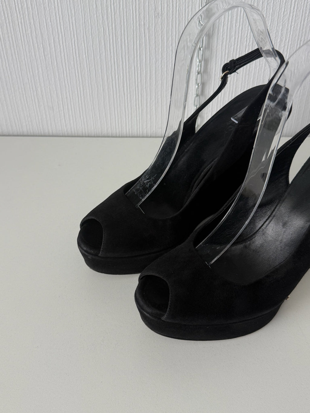 Gucci Indy Black Suede Wedge Sandals