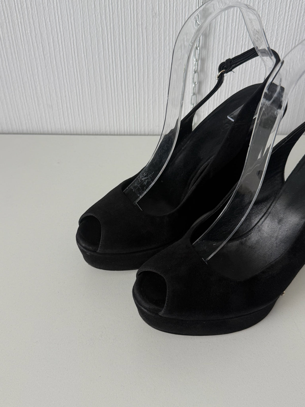 Gucci Indy Black Suede Wedge Sandals