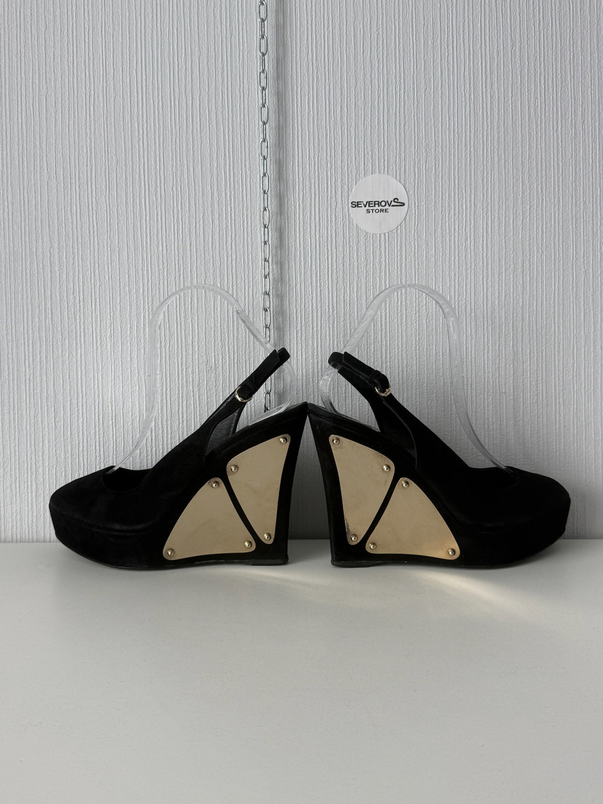 Gucci Indy Black Suede Wedge Sandals