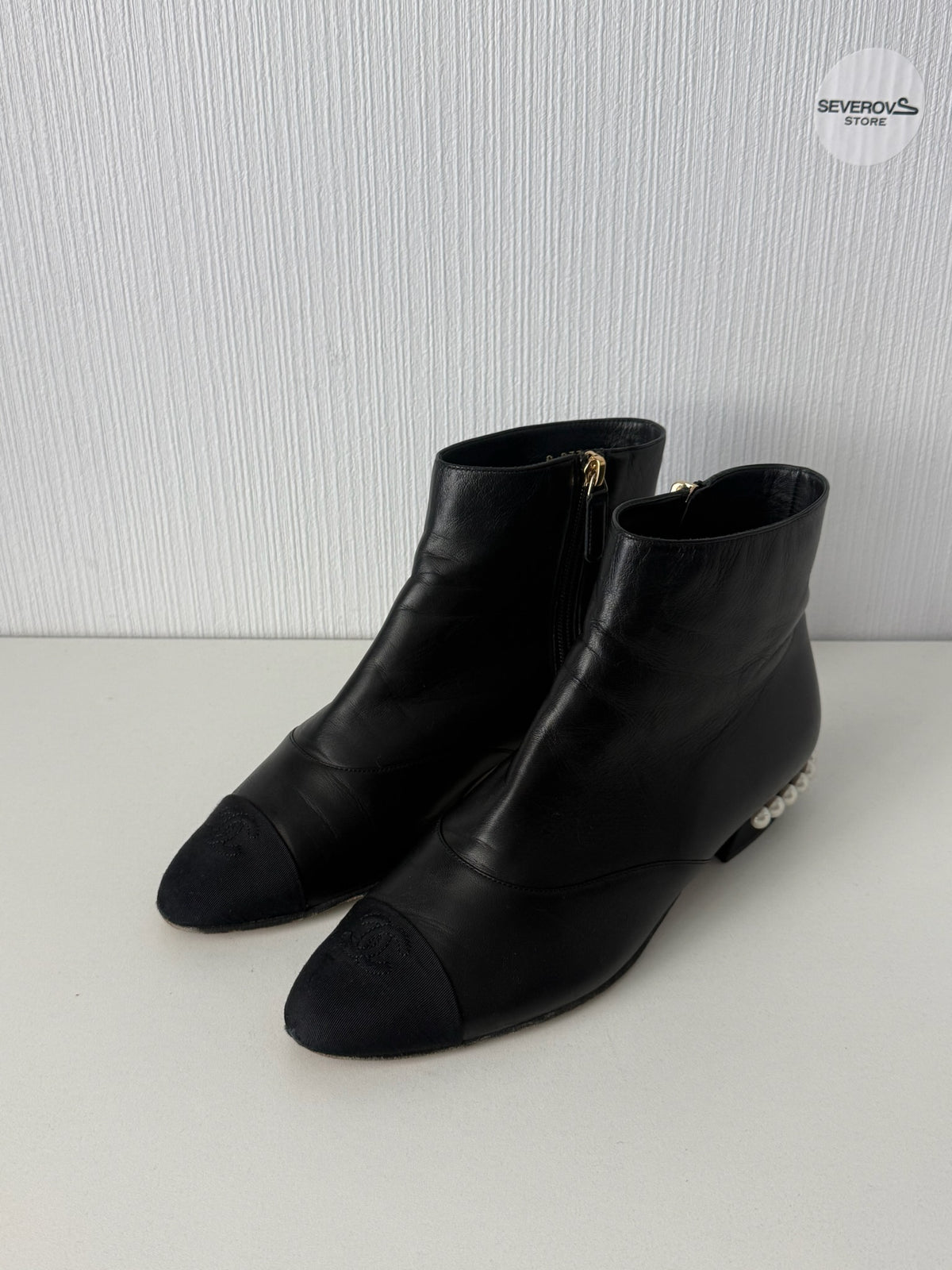 Chanel Black Leather Cap Toe Pearl Heel Womens Ankle Boots