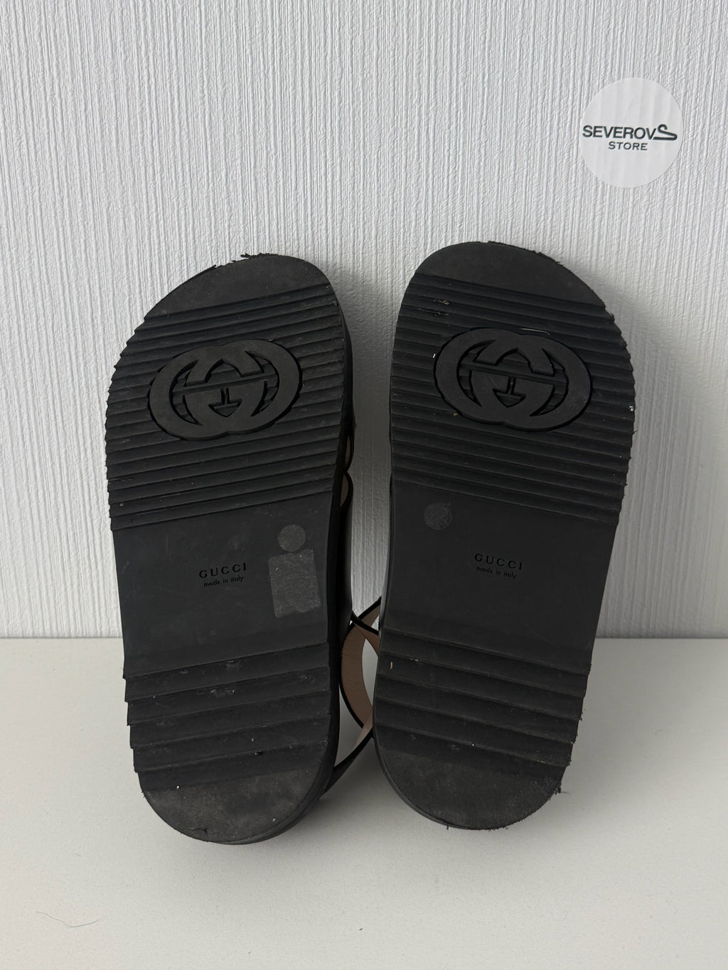 Gucci Black Leather Logo Cross Strap Womens Sandals