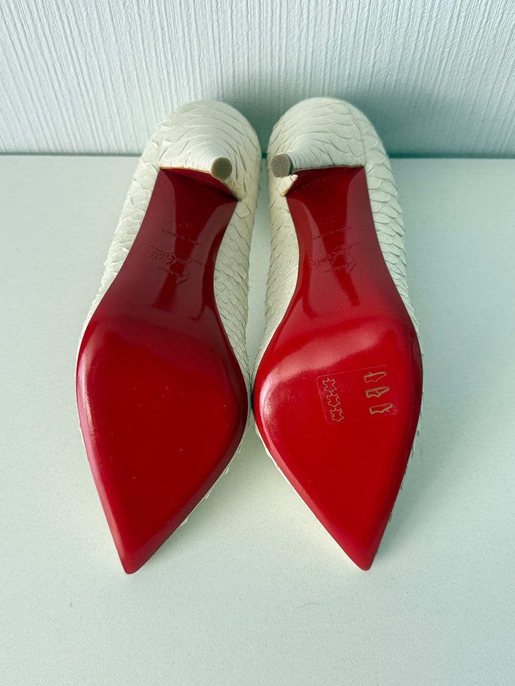 Christian Louboutin White Python Leather Stiletto Womens Pumps