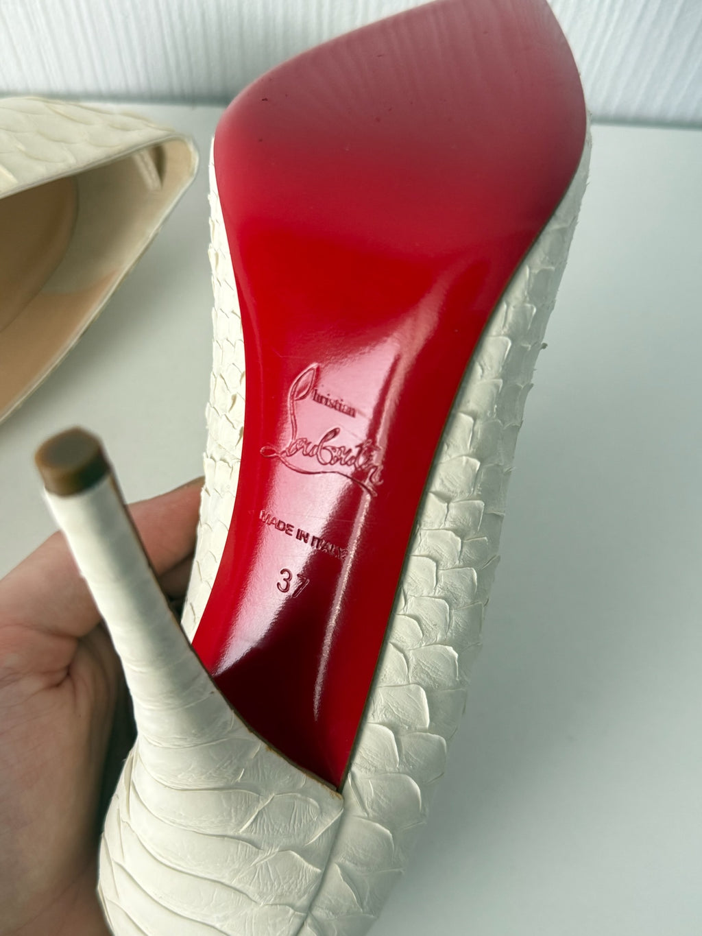 Christian Louboutin White Python Leather Stiletto Womens Pumps