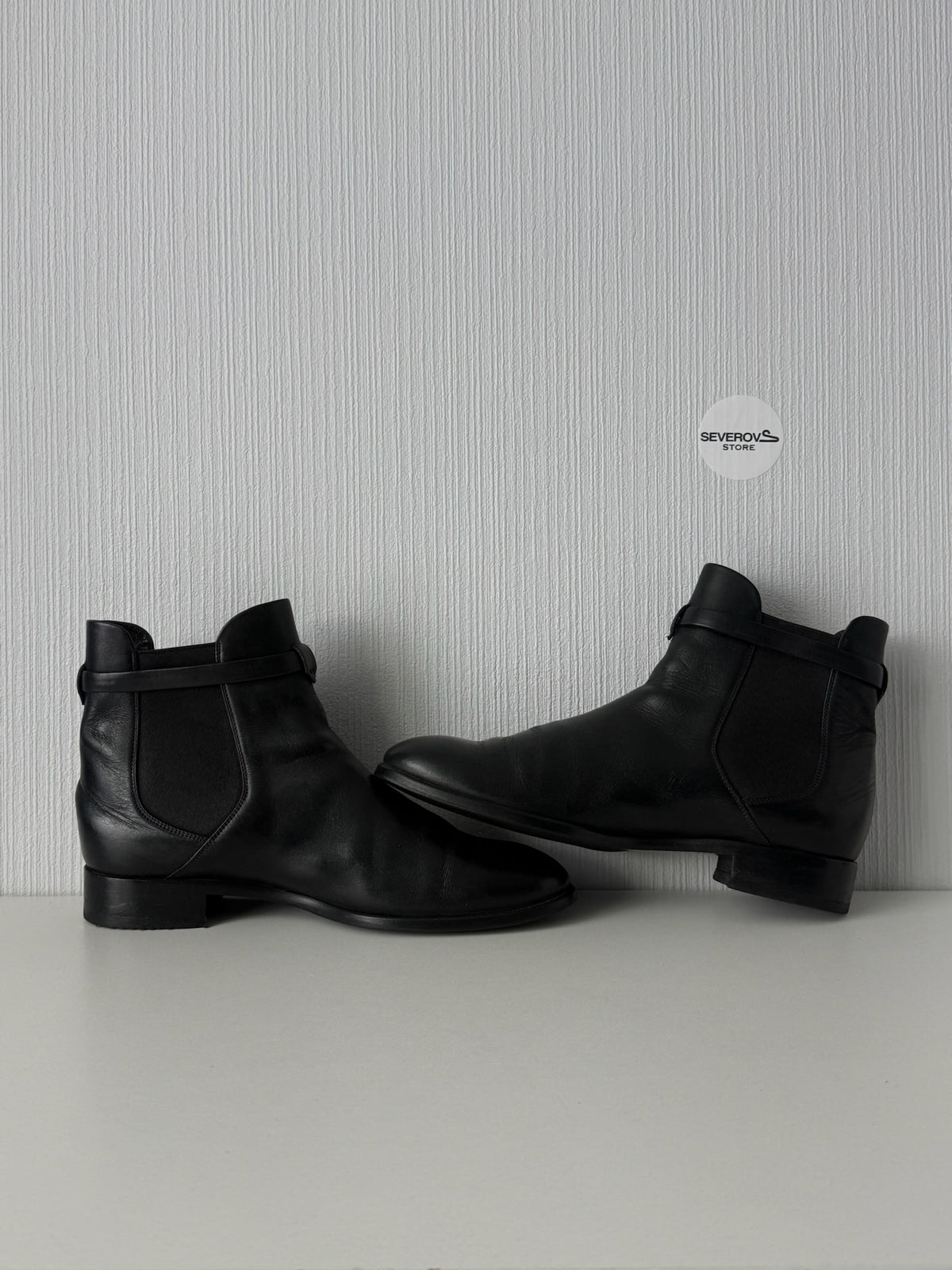 Louis Vuitton Black Leather LV Buckle Strap Womens Chelsea Boots