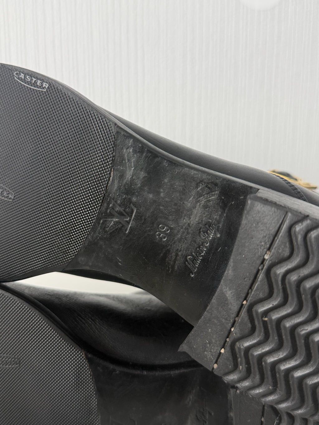Louis Vuitton Black Leather LV Buckle Strap Womens Chelsea Boots